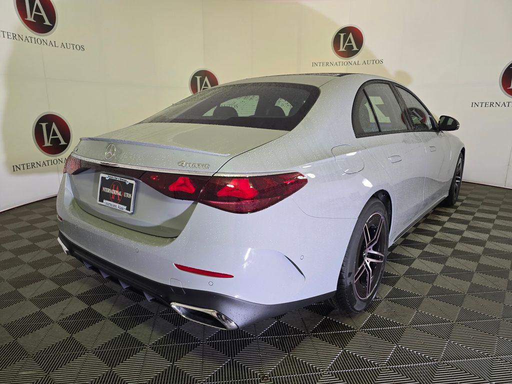 MERCEDES-BENZ E-CLASS - 4