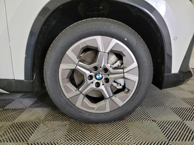BMW X1 XDRIVE28I - 4