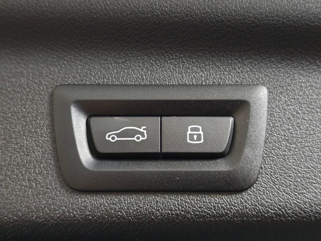 BMW X1 XDRIVE28I - 10