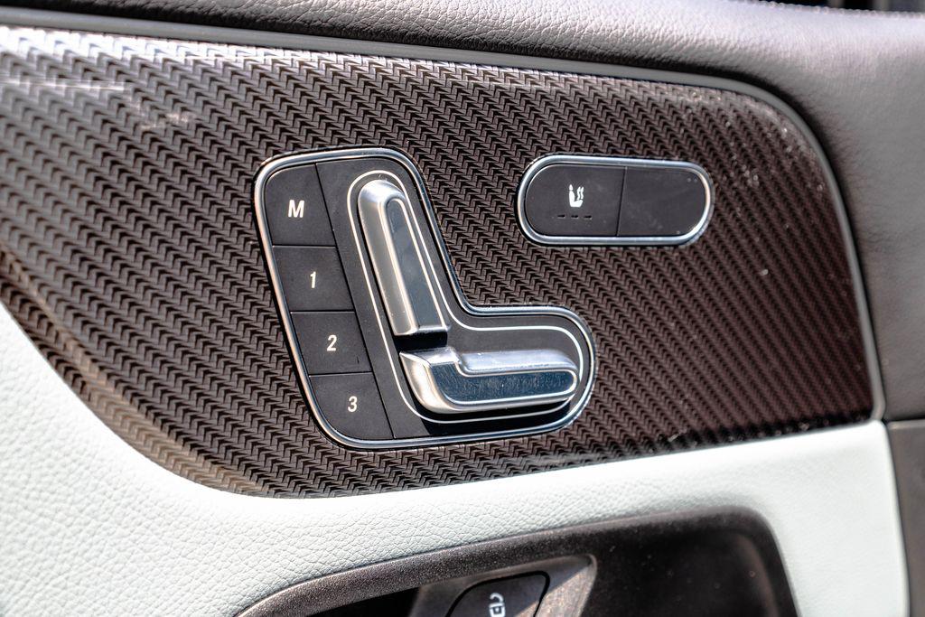 2026 Mercedes-BENZ GLB 缩略图 21