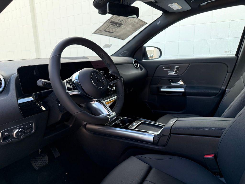 MERCEDES-BENZ GLA-CLASS - 4