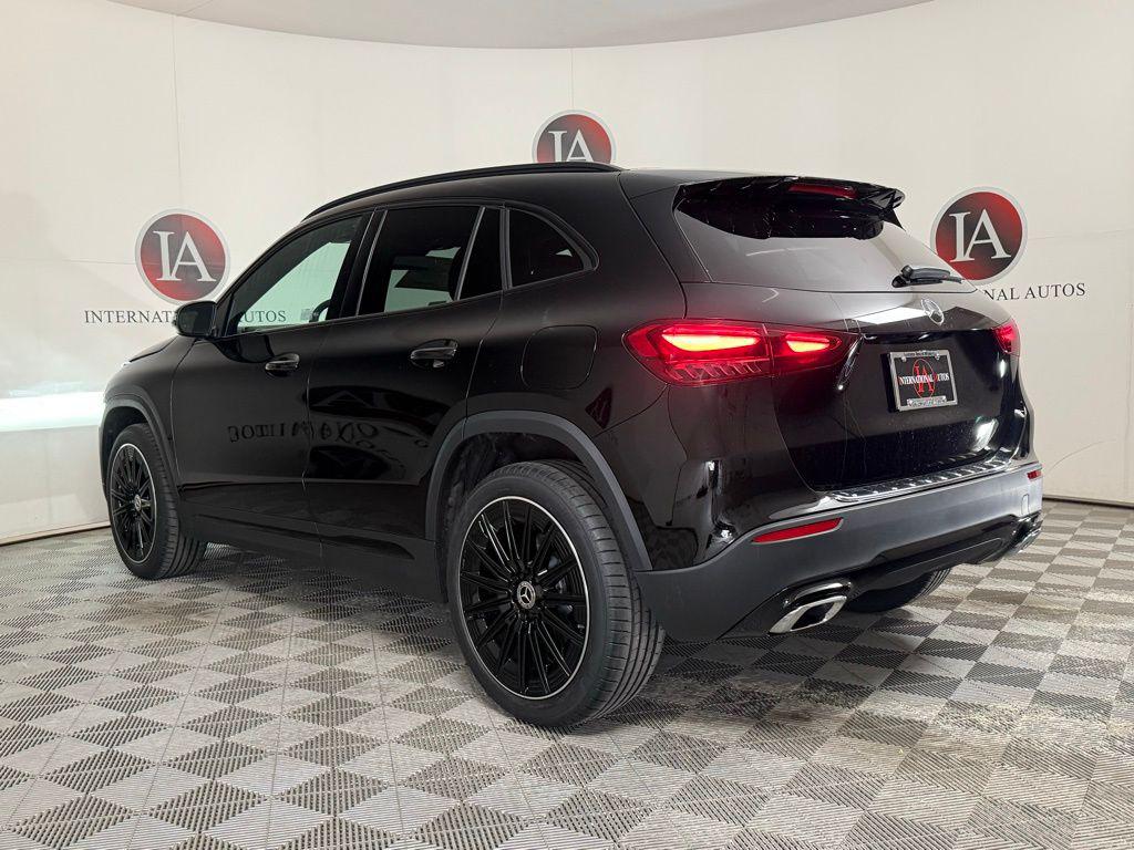 MERCEDES-BENZ GLA-CLASS - 6