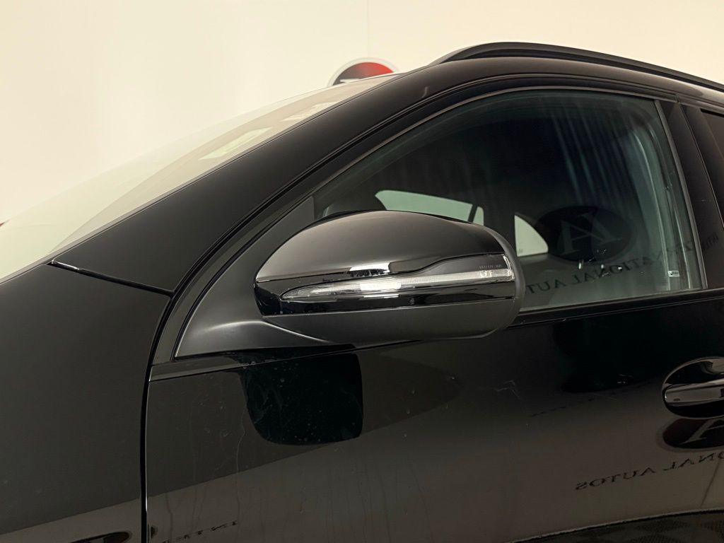 MERCEDES-BENZ GLA-CLASS - 10