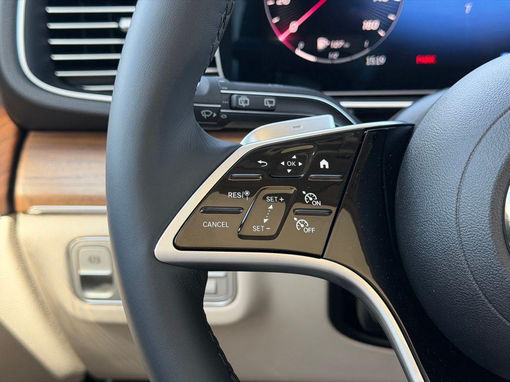 2026 Mercedes-BENZ GLE — миниатюра 19