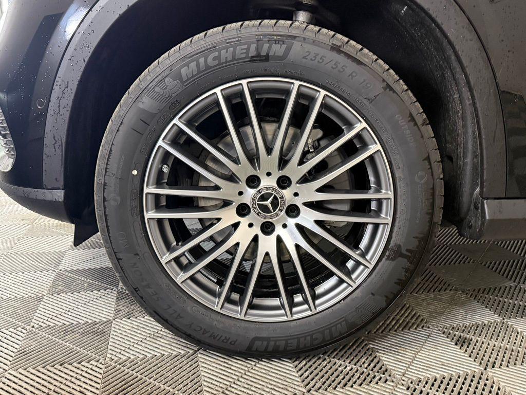 2026 Mercedes-BENZ GLC 照片 9