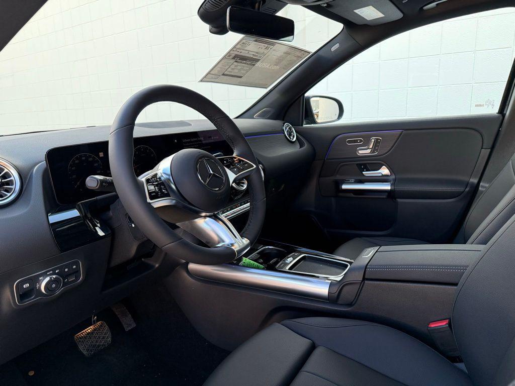 MERCEDES-BENZ GLA-CLASS - 4