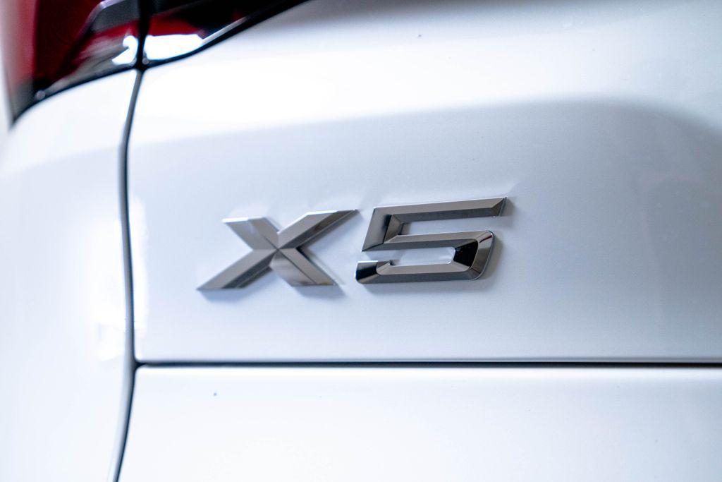 صورة مصغرة 12 لـ 2026 BMW X5 XDRIVE40I