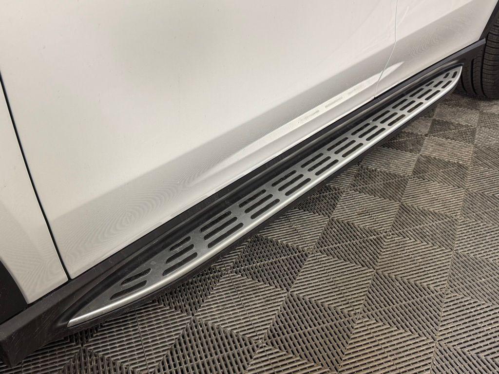 MERCEDES-BENZ GLS - 9