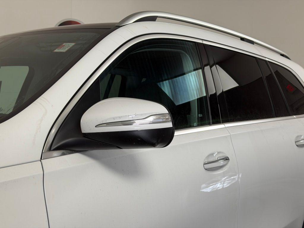 MERCEDES-BENZ GLS - 8