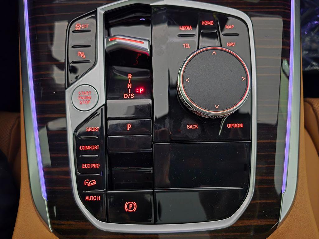 صورة مصغرة 17 لـ 2026 BMW X5 XDRIVE40I