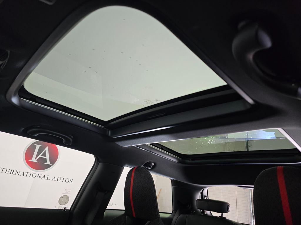 2026 MINI HARDTOP JOHN COOPER WORKS 缩略图 12