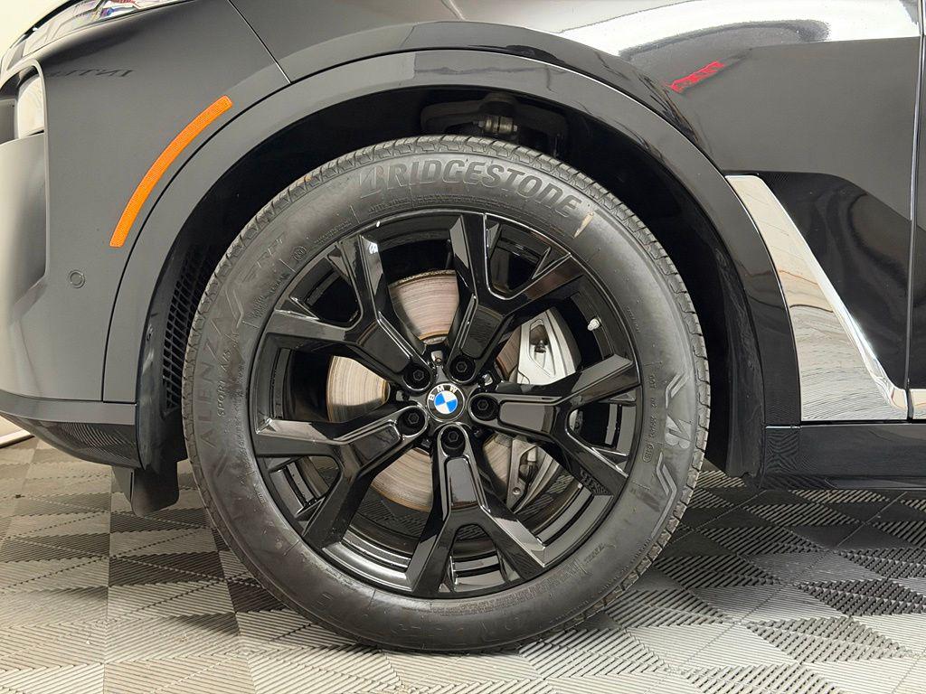 صورة مصغرة 13 لـ 2026 BMW X7 XDRIVE40I