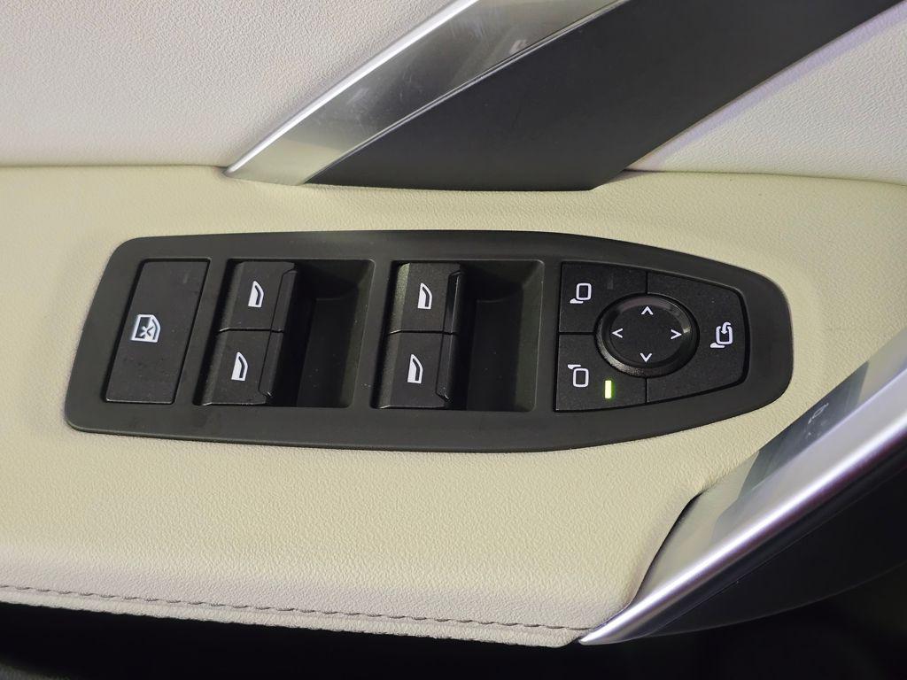 2026 BMW X1 XDRIVE28I photo 10