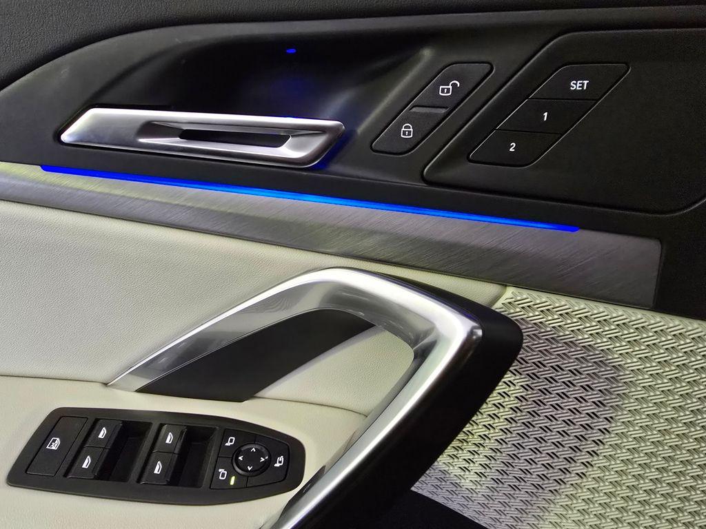 BMW X1 XDRIVE28I - 9