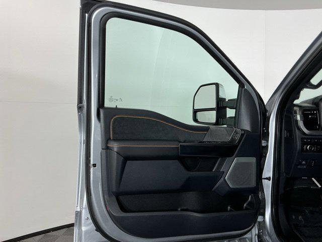 2023 FORD F-350 PLATINUM 缩略图 16