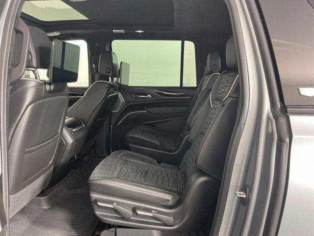 2023 Cadillac ESCALADE ESV V-SERIES — миниатюра 29