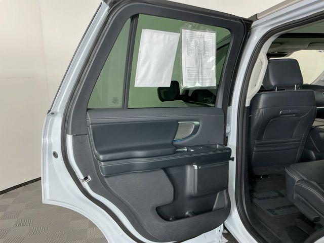صورة مصغرة 29 لـ 2025 FORD EXPEDITION PLATINUM