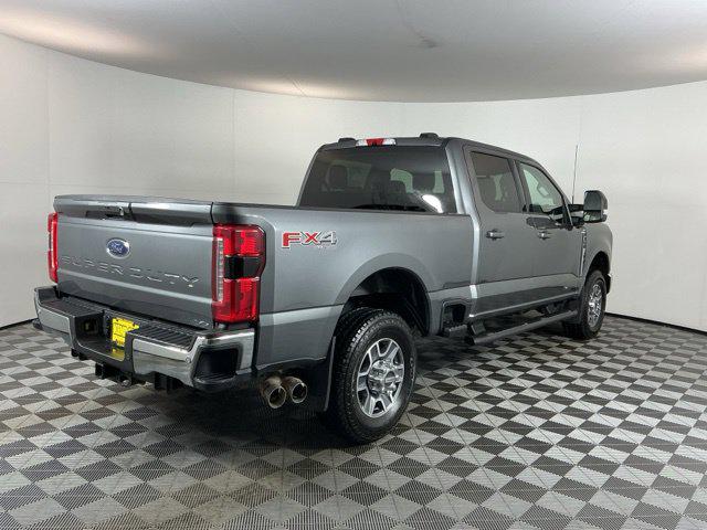 2025 FORD F-350 LARIAT — миниатюра 4