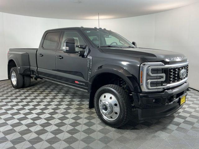 2026 FORD F-450 PLATINUM — фото 3