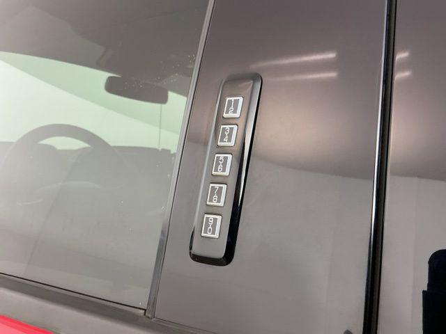 FORD F-150 LARIAT - 10
