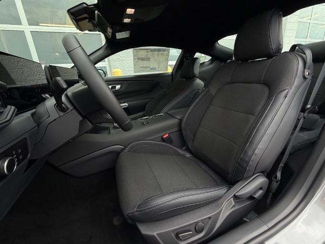 صورة مصغرة 32 لـ 2026 FORD MUSTANG ECOBOOST