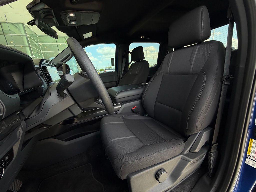 صورة 5 لـ 2026 FORD F-150 STX