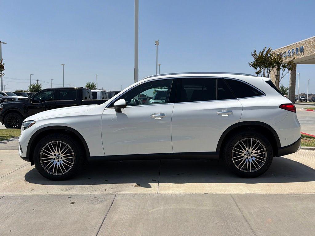 MERCEDES-BENZ GLC - 7