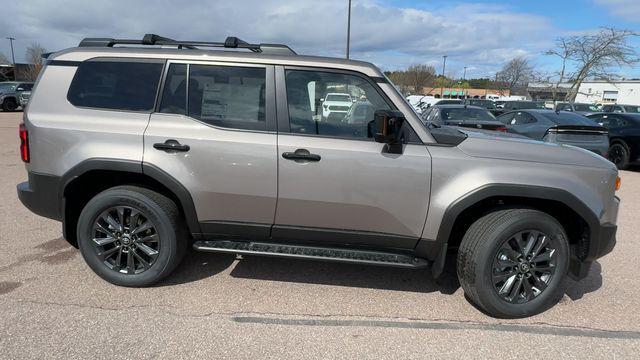 TOYOTA LAND CRUISER - 9