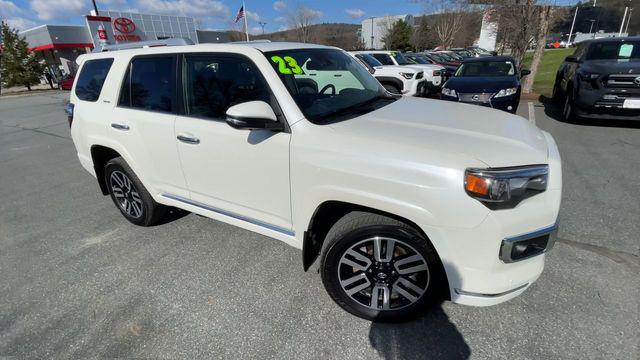 TOYOTA 4RUNNER - 2