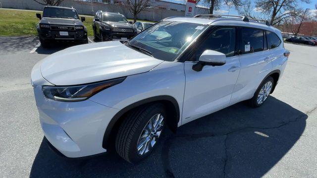 TOYOTA HIGHLANDER - 4