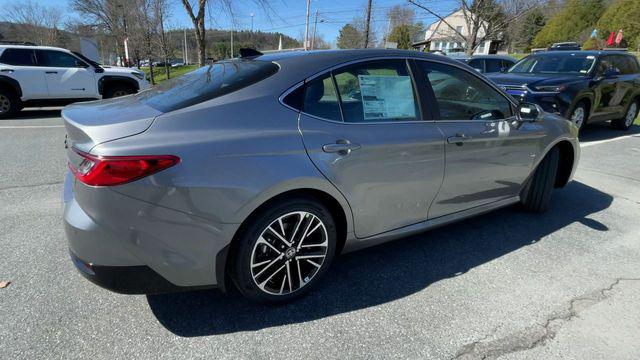 TOYOTA CAMRY - 8