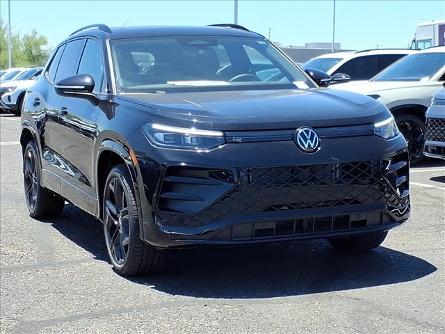 New 2026 Volkswagen Tiguan 2.0T SE R-Line Black 4MOTION