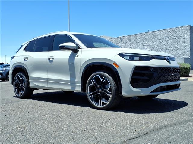 New 2026 Volkswagen Tiguan 2.0T SEL R-Line 4MOTION