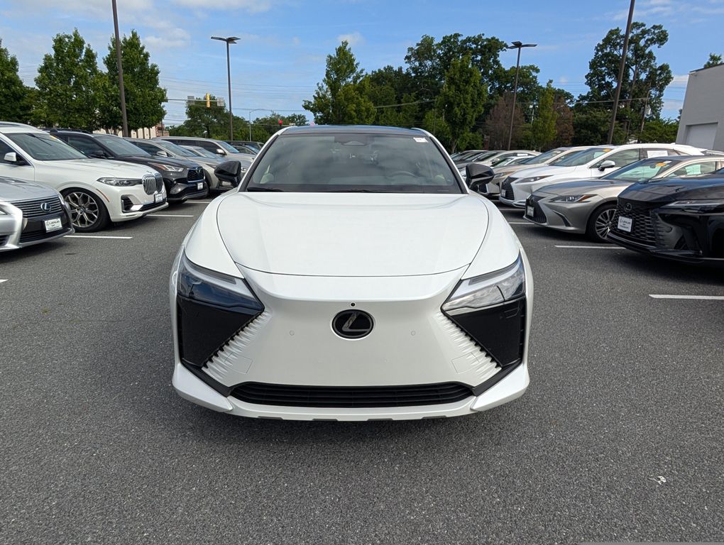 صورة 8 لـ 2023 Lexus RZ 450E 450E PREMIUM