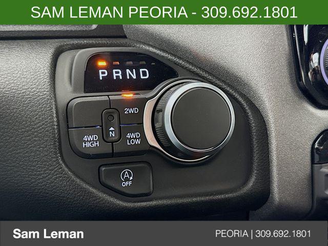 2026 RAM 1500 EXPRESS thumbnail 16