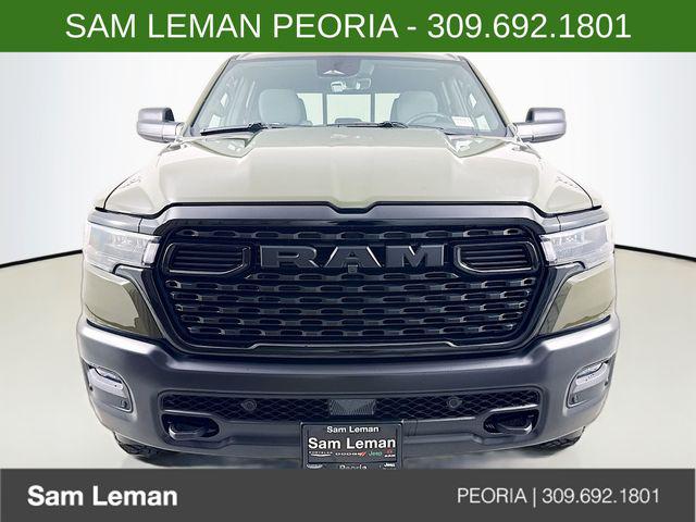2026 RAM 1500 WARLOCK CREW CAB 4X4 5'7' BOX — фото 2