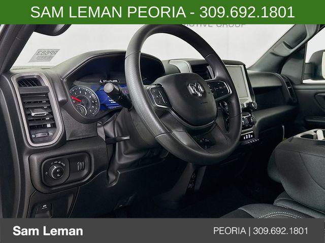 2026 RAM 1500 WARLOCK CREW CAB 4X4 5'7' BOX — фото 9