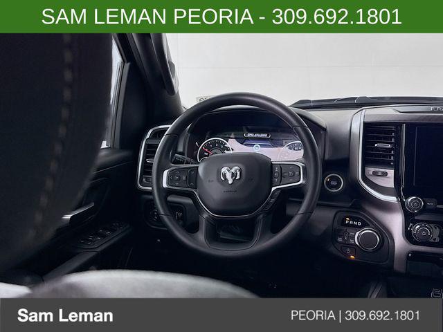 2026 RAM 1500 EXPRESS — миниатюра 11