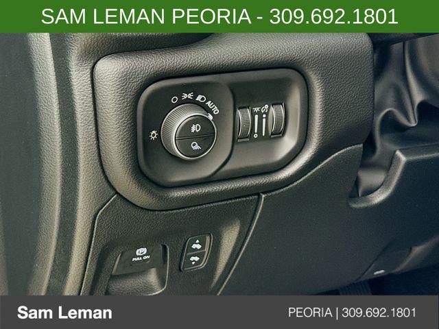 2026 RAM 1500 BIG HORN/LONE STAR photo 10