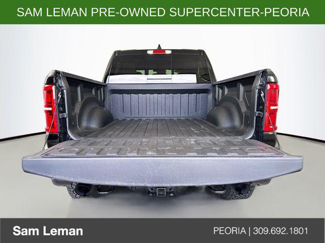 2026 RAM 1500 RHO CREW CAB 4X4 5'7' BOX — миниатюра 28