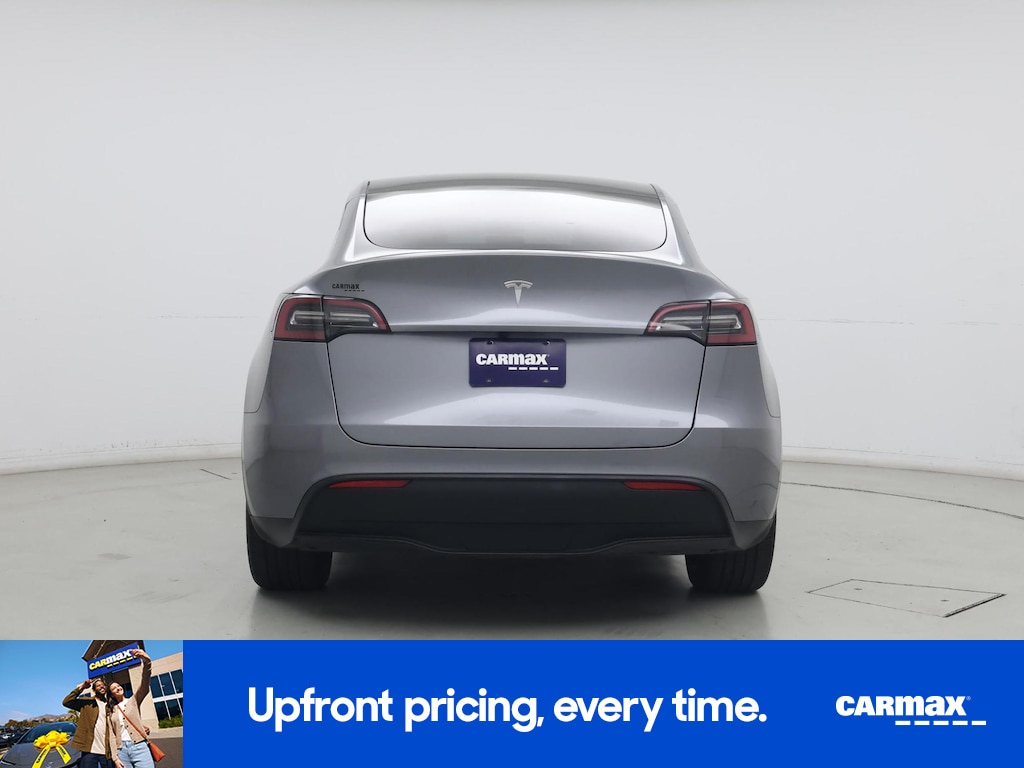 TESLA MODEL Y LONG RANGE - 7
