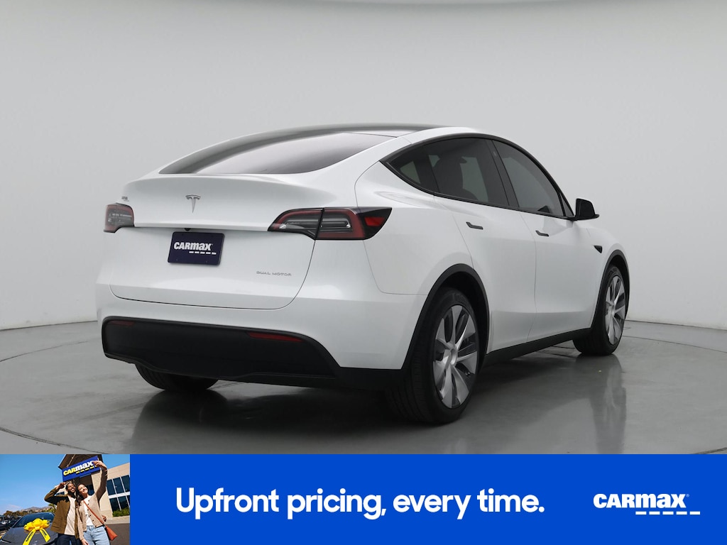 TESLA MODEL Y LONG RANGE - 10