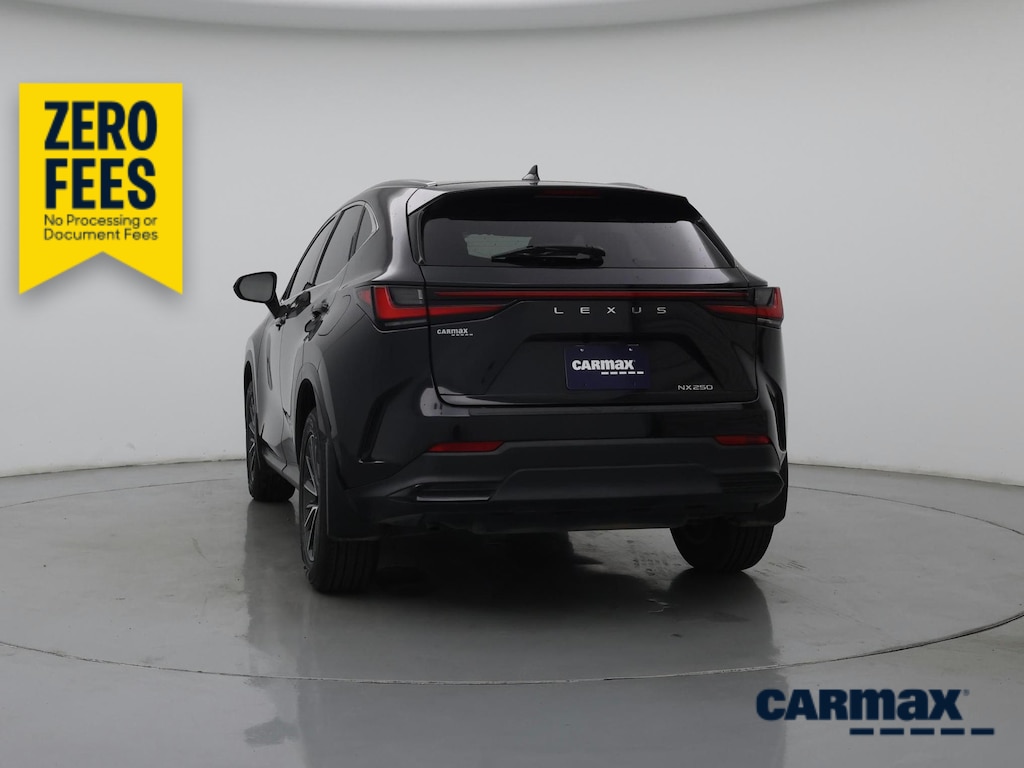 صورة 7 لـ 2023 Lexus NX 250