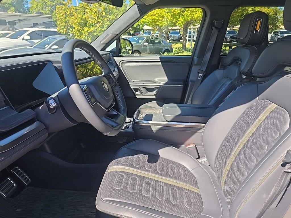 صورة 9 لـ 2023 Rivian R1S ADVENTURE