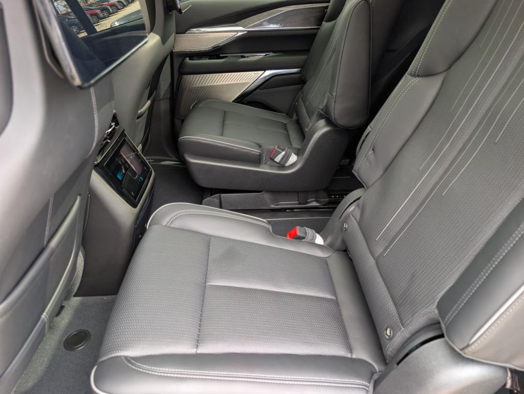 2026 Cadillac ESCALADE IQL PREMIUM SPORT — миниатюра 17
