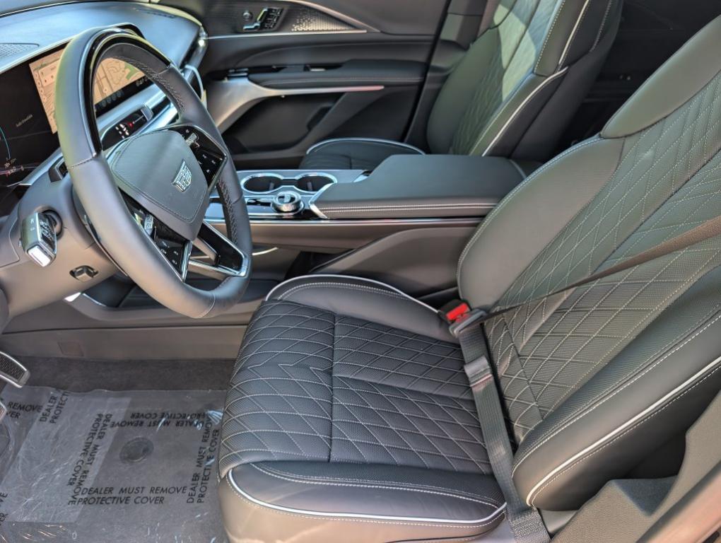 2027 Cadillac LYRIQ SPORT — миниатюра 13