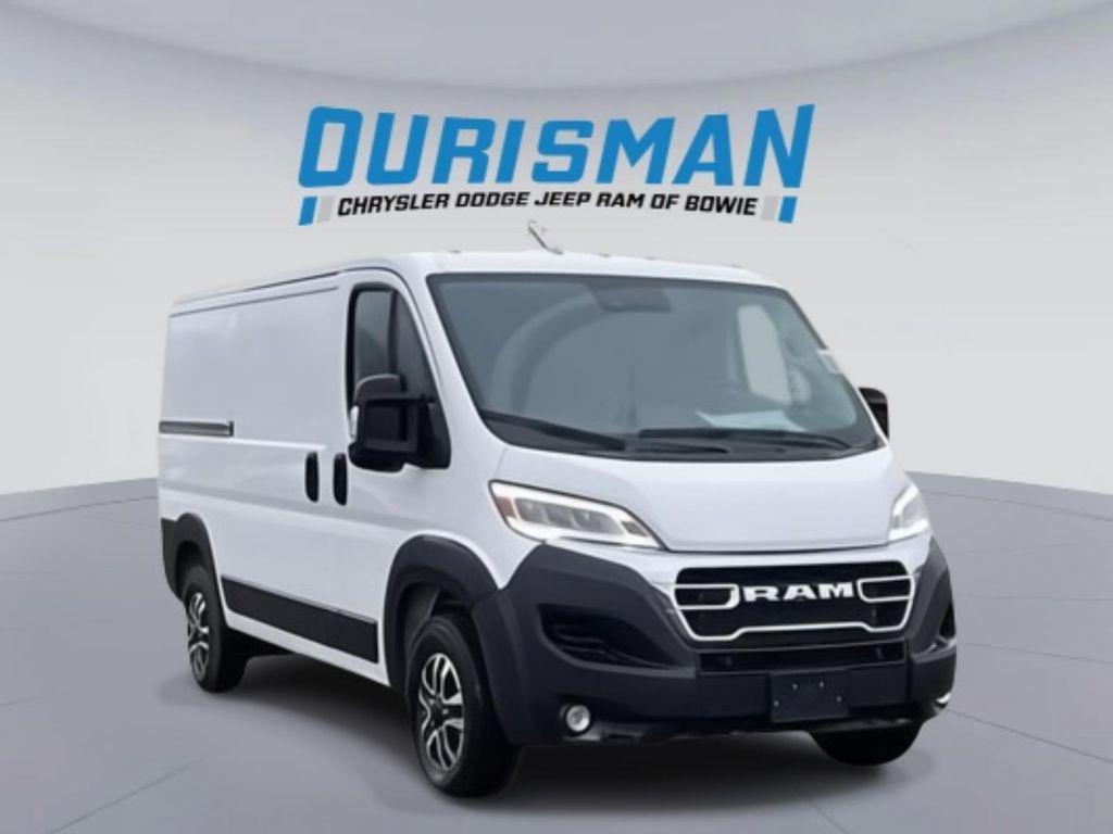 New 2025 RAM ProMaster 3500 Low Roof