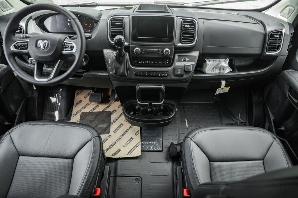 صورة 19 لـ 2025 RAM PROMASTER 3500 LOW ROOF