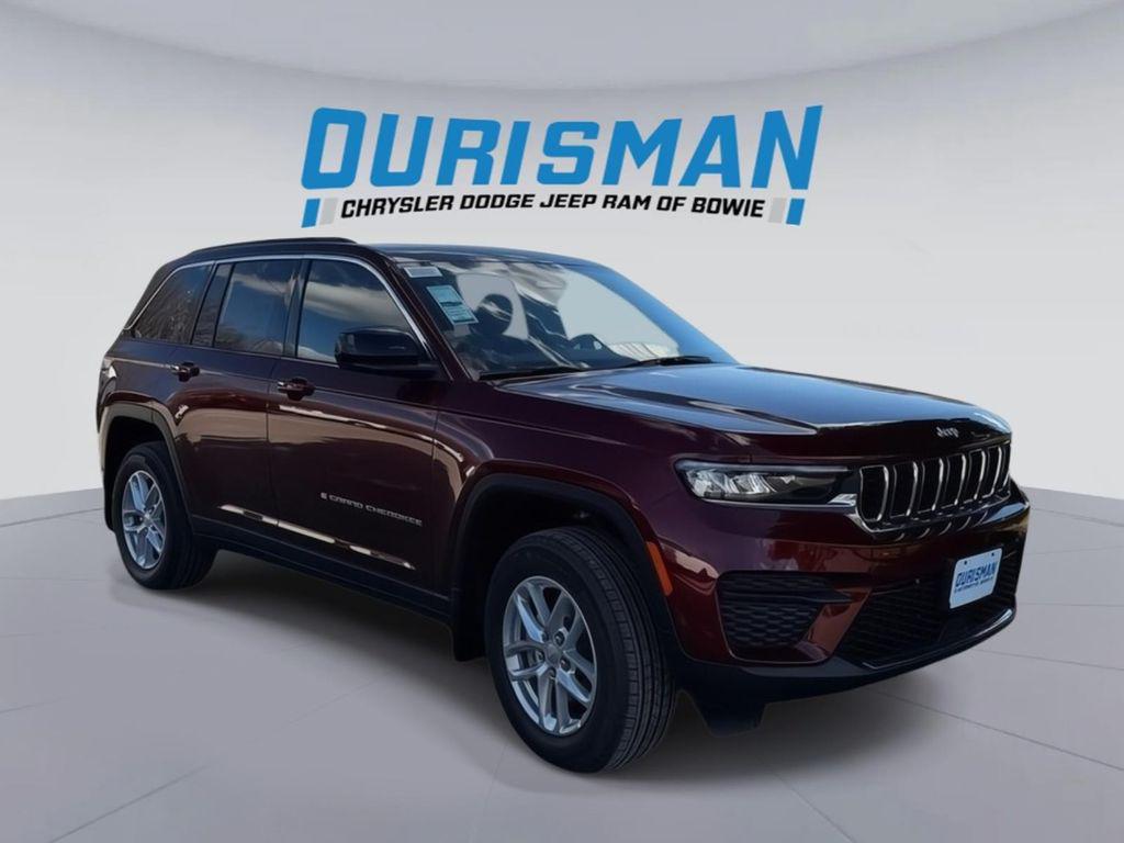 New 2025 Jeep Grand Cherokee Laredo
