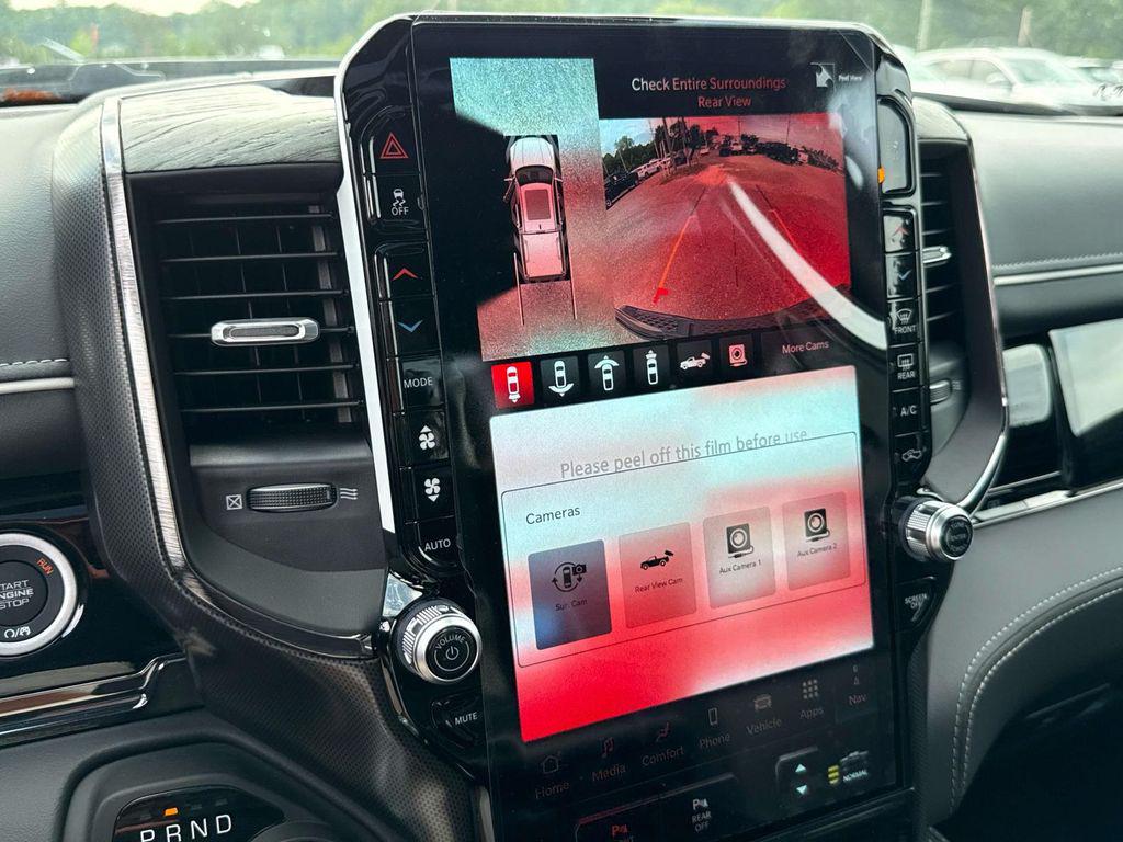 صورة مصغرة 19 لـ 2026 RAM 1500 LIMITED